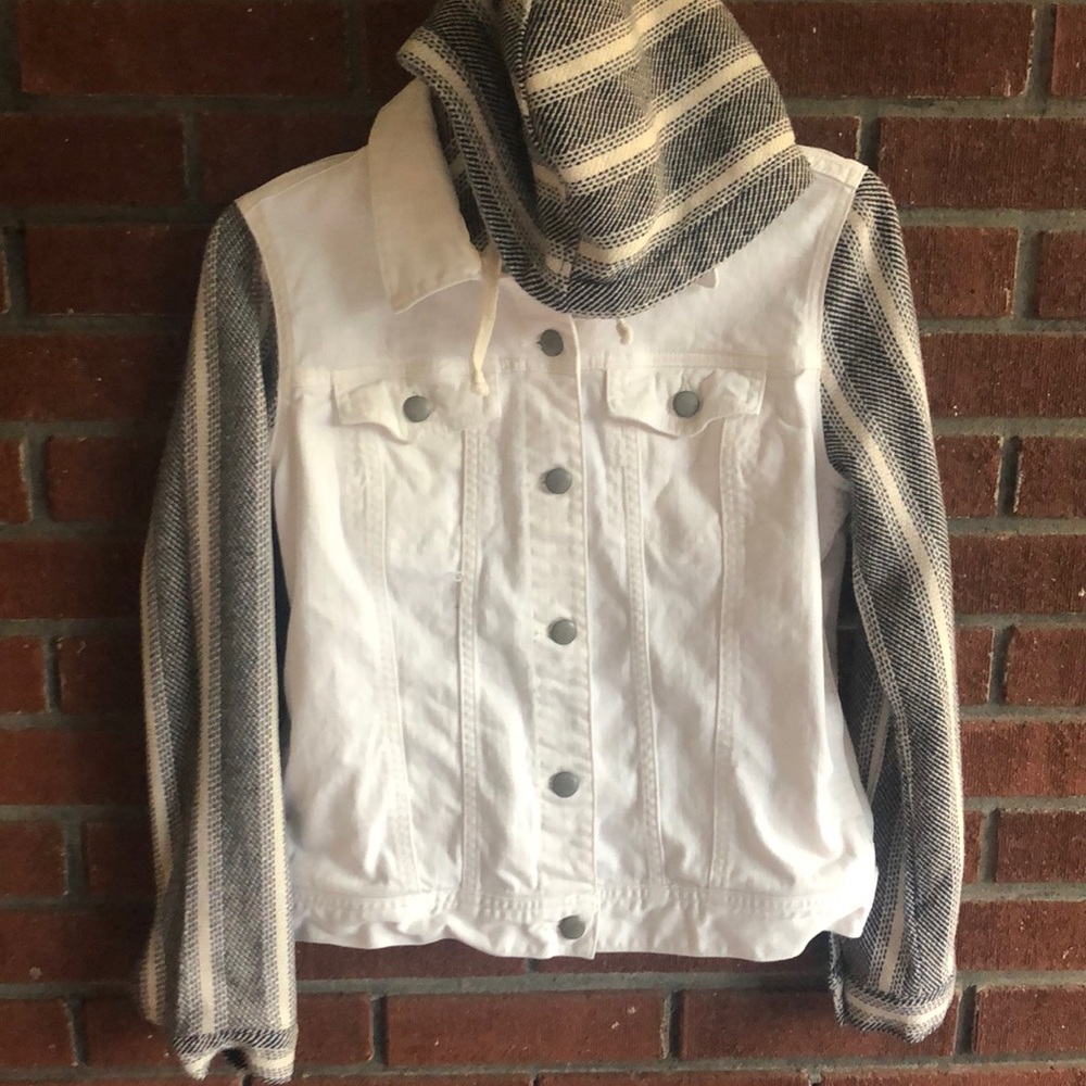 Unpublished white jeans hoodie-small size